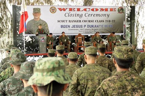 philippine scout ranger requirements|164 Army troops finish Scout Ranger training .